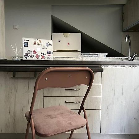 Central Renovated Studio Apartment Atena Exterior foto